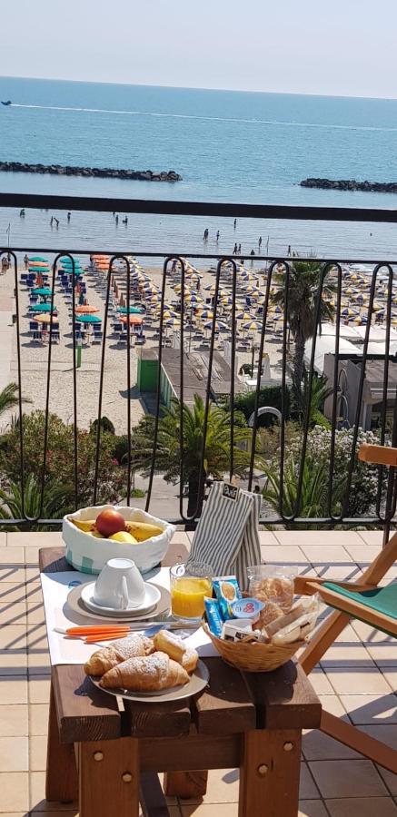 B&B Attico Mare San Benedetto del Tronto Bagian luar foto